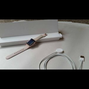 APPLE WATCH series 2 Rose Gold